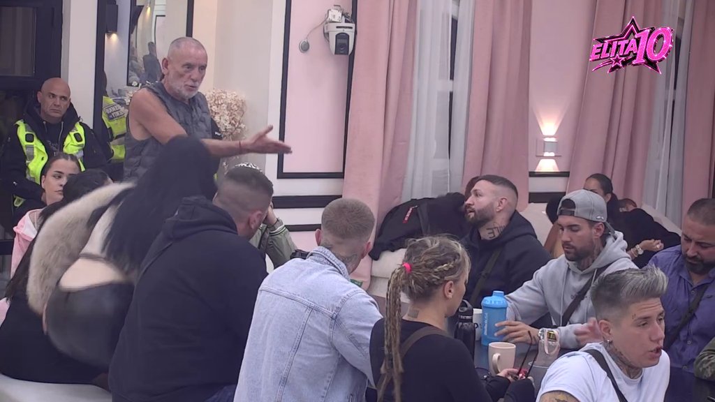 Pričale su se raznorazne priče o njoj: Mića progovorio o Anđelinom životu, Trifko je potkačio (VIDEO)