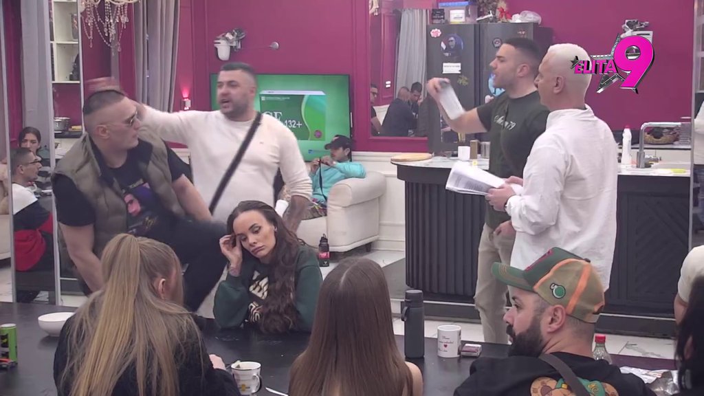 TREBA DA SPUSTE LOPTU: Anđelo istakao da priželjkuje pomirenje Aneli i Maje, Asmin i Milena u tandemu OSOLILI po njemu! (VIDEO)