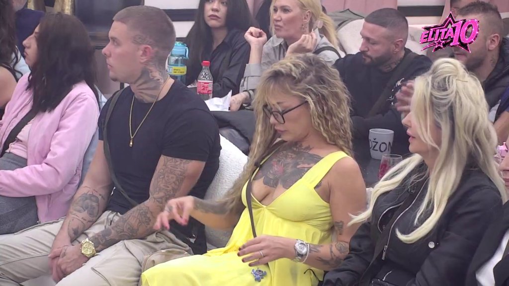 Hteo sam da budem pored nje... Đukić ponovo nema odgovor i ne zna šta da kaže, dao sve od sebe da objasni da mu se sviđaju i Laura i Biljana (VIDEO)