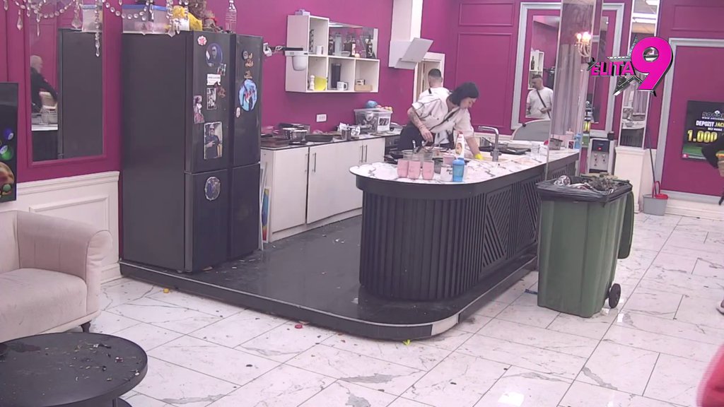 Drama: Novi hit Relje Popovića napravio opštu pometnju u Belih kući! (VIDEO)