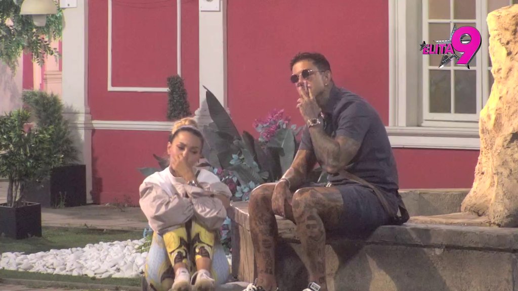 Pokušava da je promeni iz korena: Filip hoće da dresira Aneli i skrati joj jezik, ona mu žestoko odbrusila! (VIDEO)