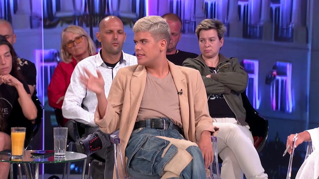 NJEGA DETE NE ZANIMA: Stanić dao sud o prvom Terzinom susretu sa ćerkicom Barbarom, pa istakao da je on naslednik Ivana Marinkovića: Umesto sa ćerkom, vreme provodi sa Slađom! (VIDEO)