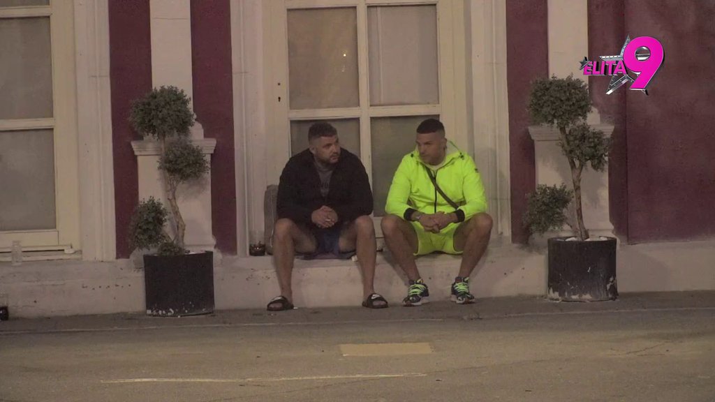 Ljubomoriše na sve živo, nema granicu: Alibabi mozak postao kaša, Anđelu kuka zbog haosa koji mu pravi Maja (VIDEO)