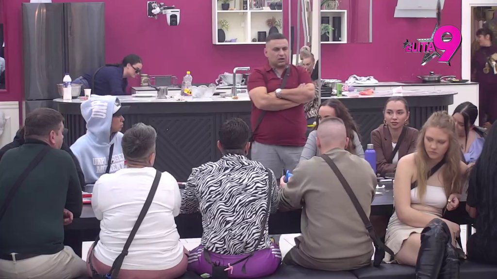 SAD JE SVE JASNO! Teodora ukanalila Anitu maksimalno, pa pokazala svoju naklonost ka Filipu! Đukić zablistao od sreće (VIDEO)