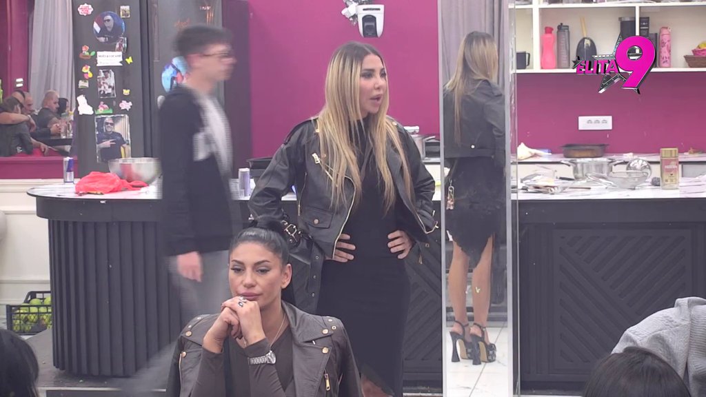 Srušila joj sneška: Aneli s osmehom ugasila Maji svaku nadu da će biti srećna sa Asminom, otkrila situacija iz prve ruke (VIDEO)