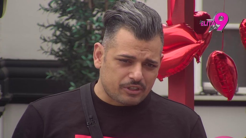 NE PRIVLAČI ME VIŠE, POLUPANA JE! Bora rešio da za sva vremena raskrsti sa Anastasijom, pa ponovo ODUVAO Uroša! (VIDEO)