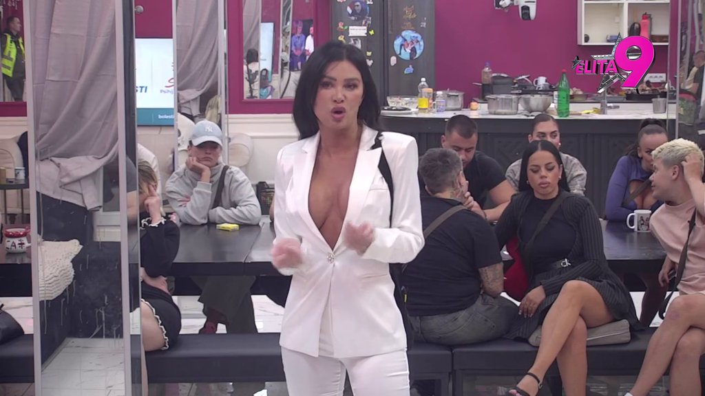 Ovo je prava slika njihovog sina i brata: Stanija otkrila da je Asminova porodica očekivala da će ga njen ulazak vratatiti na pravi put! (VIDEO)