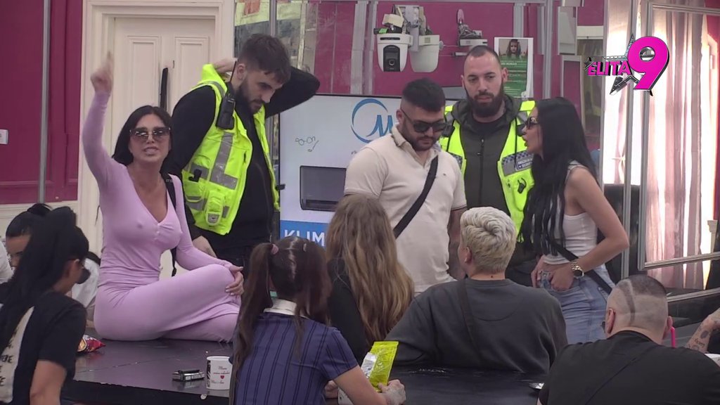 Haos kakav se ne pamti! Stanija optužila Takija da podvodi maloletnice, Maja joj nikad brže udarila na traume! (VIDEO)