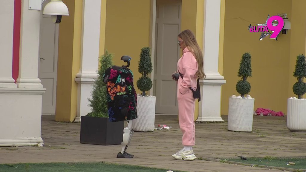 RAZOČARAO ME JE, REKAO JE DA HOĆU DA GA NAMESTIM! Sofija se žalila na Milana, potpuno izgubila kompas, a za sve je kriv Karić! (VIDEO)