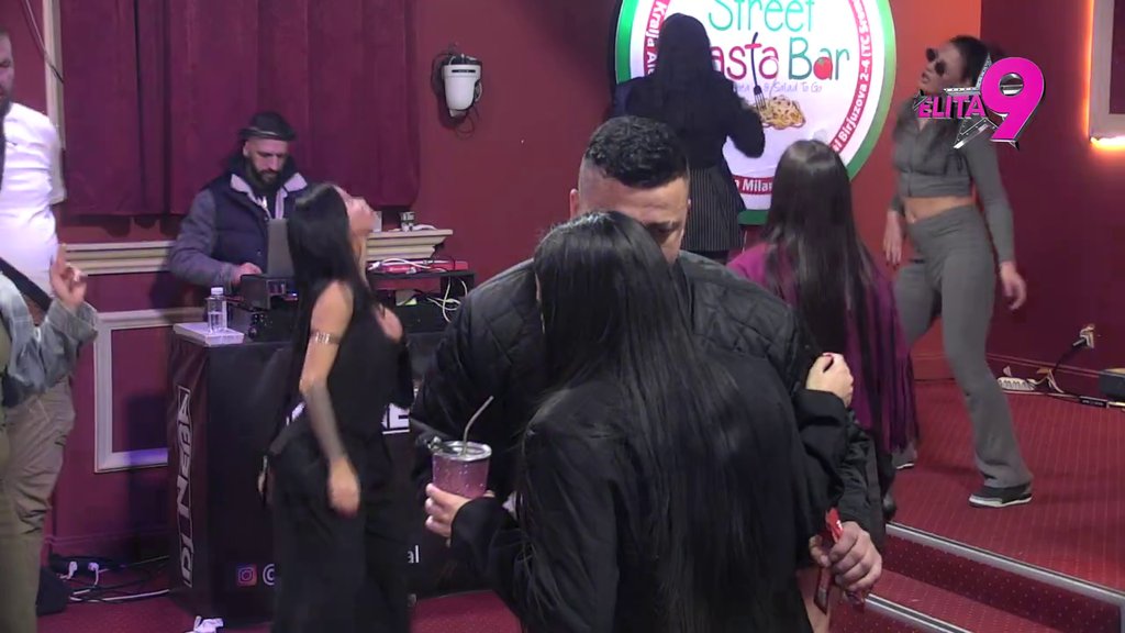 Sada mu je sve jasno! Jovana pevačica otkrila šta joj je Milica rekla za ODAVANJE informacija o krštenju, on shvatio da je Munja za sve kriv (VIDEO)