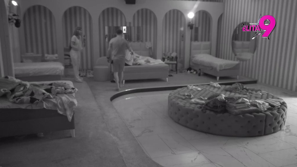 Ore se Odabrani! Ivan nikad niže udario na Staniju, ona mu uzvratila duplo: Terza je lep, ima mišić... (VIDEO)