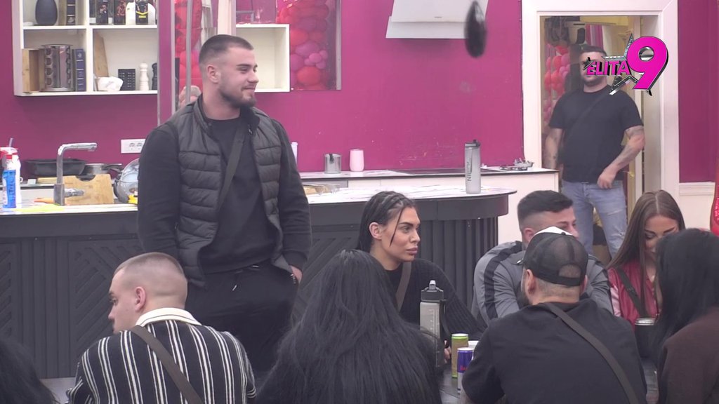 LUKA PROGLAŠEN NAJVEĆOM PAPUČOM ELITE 9! Mina pecnula Viktora za Aneli, Ahmićeva demolirala Vujovića: Ugušio me je zbog toga, zato sam i presekla (VIDEO)
