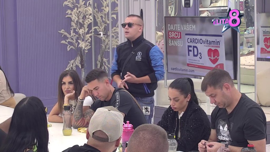 HAOS U BELOJ KUĆI: Dača potkačio Aneli, pa je doveo u vezu sa Karićem! Stefan zaurlao iz petnih žila (VIDEO)