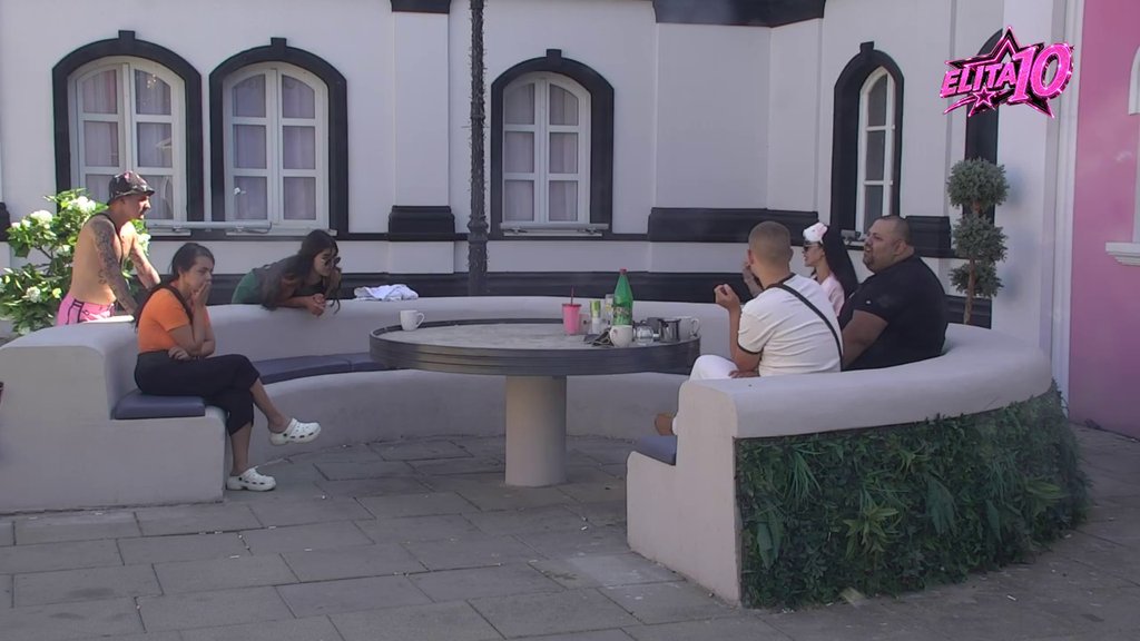 Hvala Bogu da će biti još par puta: Poršelina s nestrpljenjem čeka novu turu intime s Carom! (VIDEO)