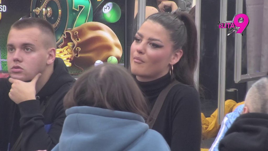 'NAJPOKVARENIJA SI OVDE' Asmin stavio tačku na komunikaciju sa Sandrom, priznao da se plaši Maje, pa Bognju vratio na fabrička: BITNIJE SU TI FILIPOVE DEVOJKE OD... (VIDEO)