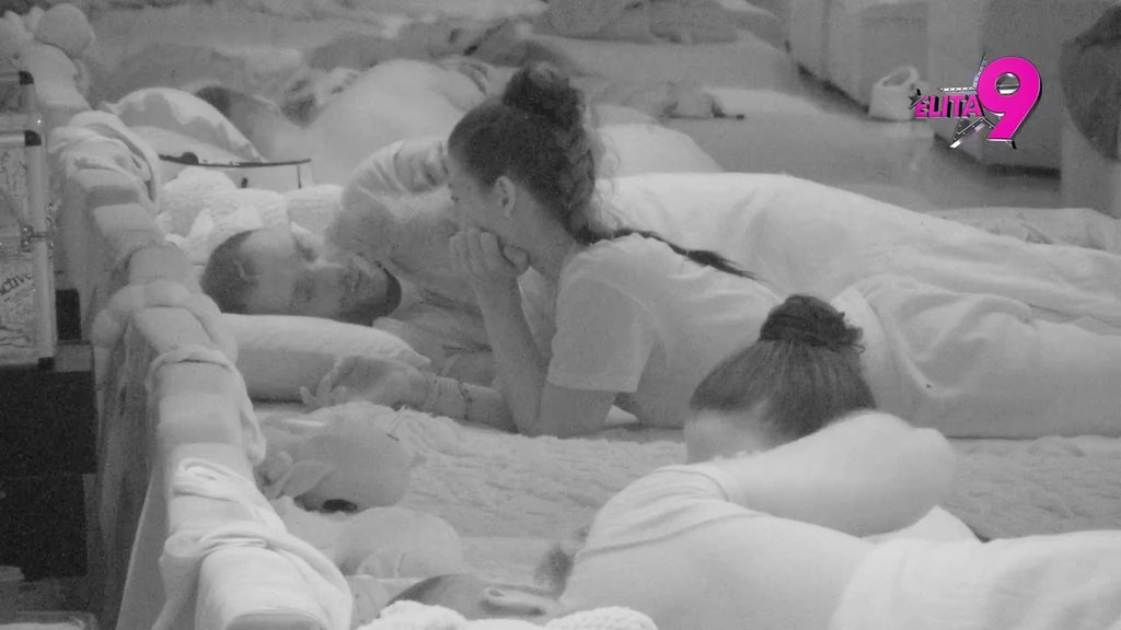 Očitao joj bukvicu! Anđelo ne dozvoljava Boginji da ponovo bude UTORAK DEVOJKA, ona se buni: Nisam ništa loše htela... (VIDEO)