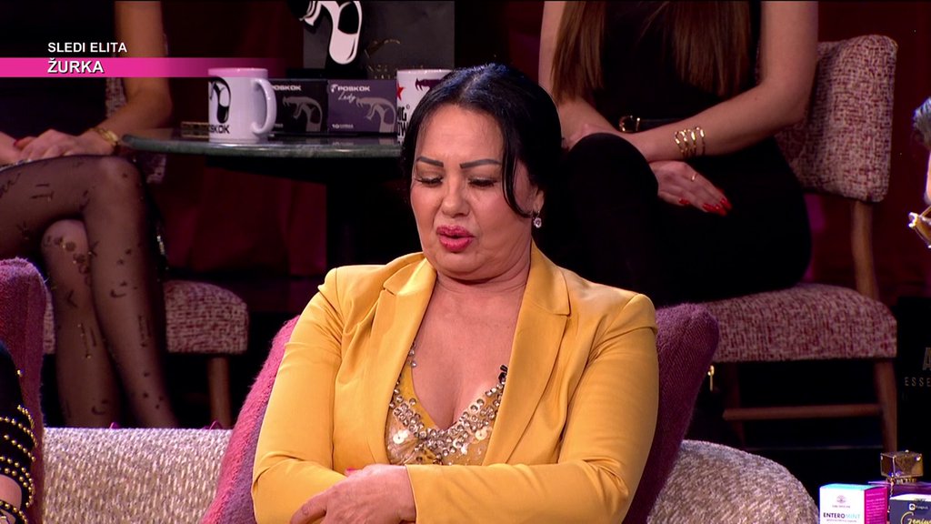 ŽIVELA LJUBAV: Zlata Petrović podržala sina Mikija i Kačavendu, pevačica otkrila šta misli o njihovom odnosu