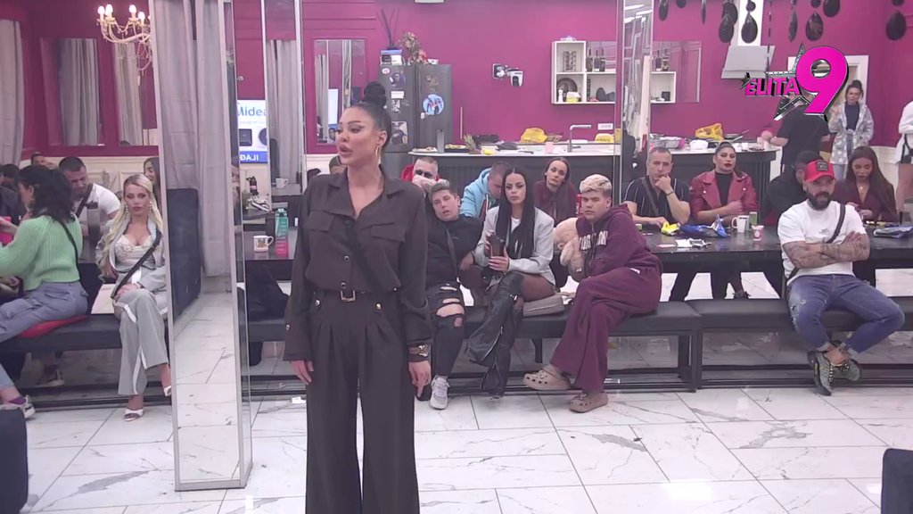 ONA ĆE GA ODVESTI U PAKAO: Mina smatra da je raskid jedina ispravna odluka po Luku, Anitu smatra njegovom KARDINALNOM GREŠKOM! (VIDEO)