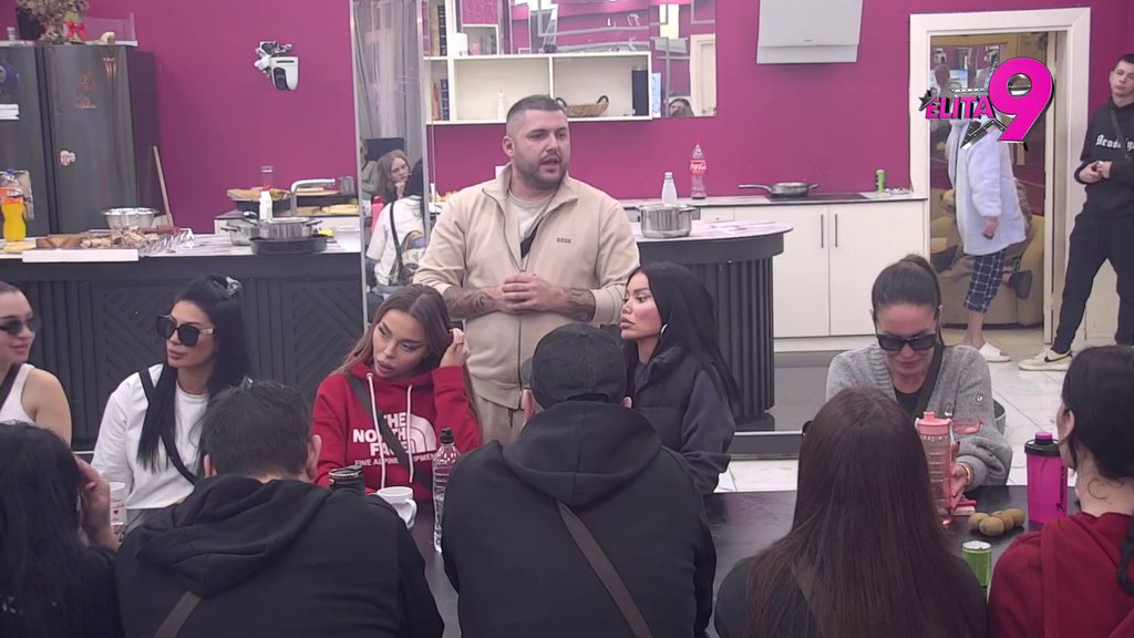 Maja i Asmin OTVORENO FLERTUJU! Aneli pravi haos po Beloj kući, GORI SVE! (VIDEO)