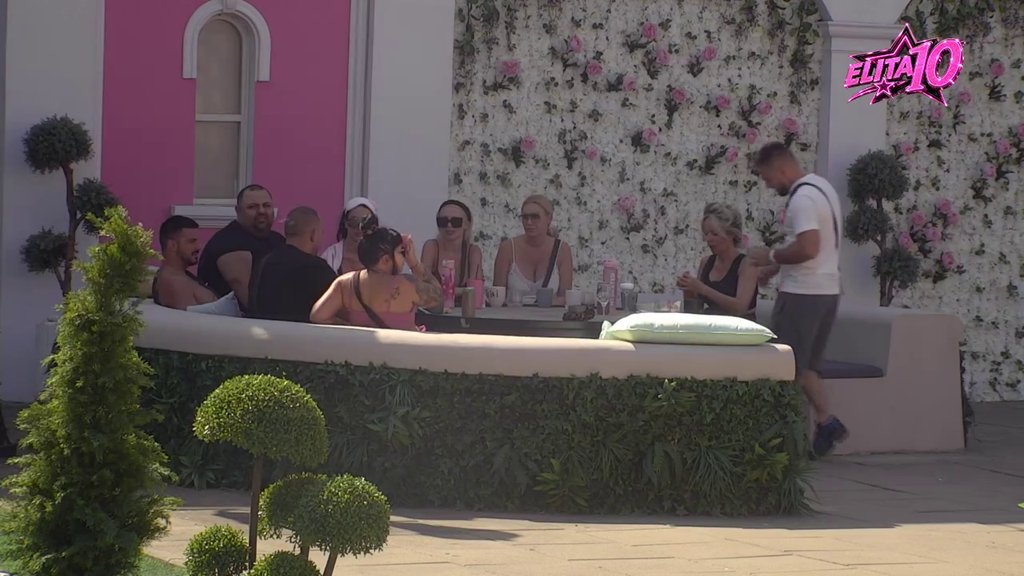 Leon je otpisan! Poršelina želi moćnog muškarca sa kešom: Ako sam sposobnija od njega, ne ložim se (VIDEO)