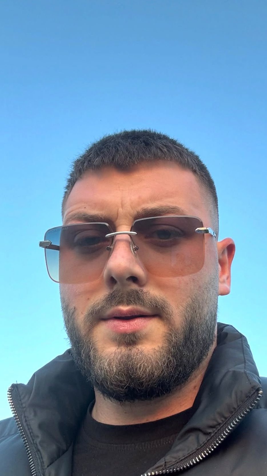 SAZNAJEMO: Sestra Viktora Gagića bacila oko na OVOG bivšeg rijaliti učesnika, da li će se bratu dopasti potencijalni zet?! (VIDEO)