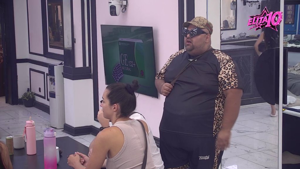 I DALJE MU JE BOLNA TAČKA?!  Marinković iskoristio priliku da prozove Lauru: Dosledna je svojim instinktima i potrebama (VIDEO)