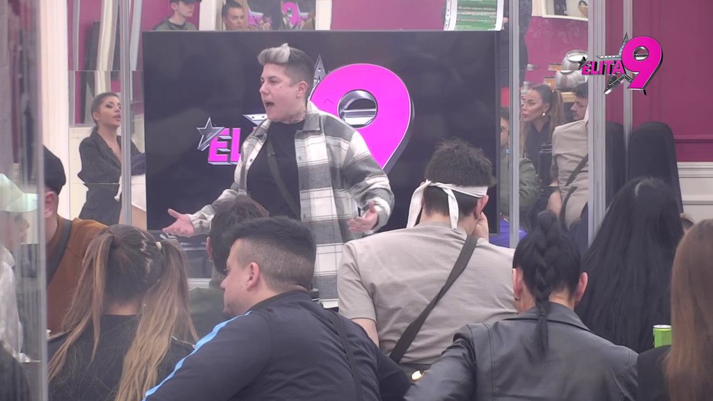 Alibaba već postaje naporan: Upalio centrifugu da opere Maju Marinković i Filipa nagazio najstrašnije, Mića skočio kao oparen! (VIDEO)