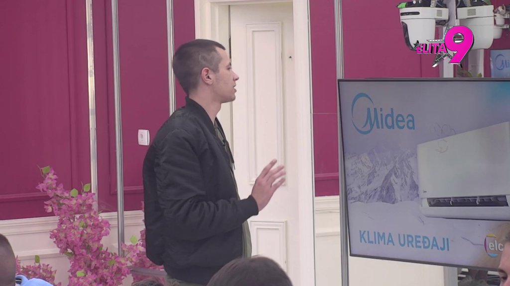 Možda sam bila pripita: Aneli dobila potpunu amneziju, nikako ne može da se seti dopisivanja s Janjušem! (VIDEO)