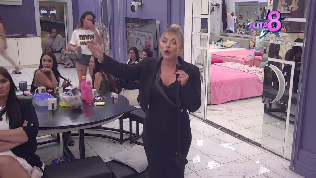 Terza voli da peče prasiće, pa se pretvorila u malu krmaču: Sanja nikad brutalnije udarila na Sofiju, sačekala je žestoka povratna! (VIDEO)