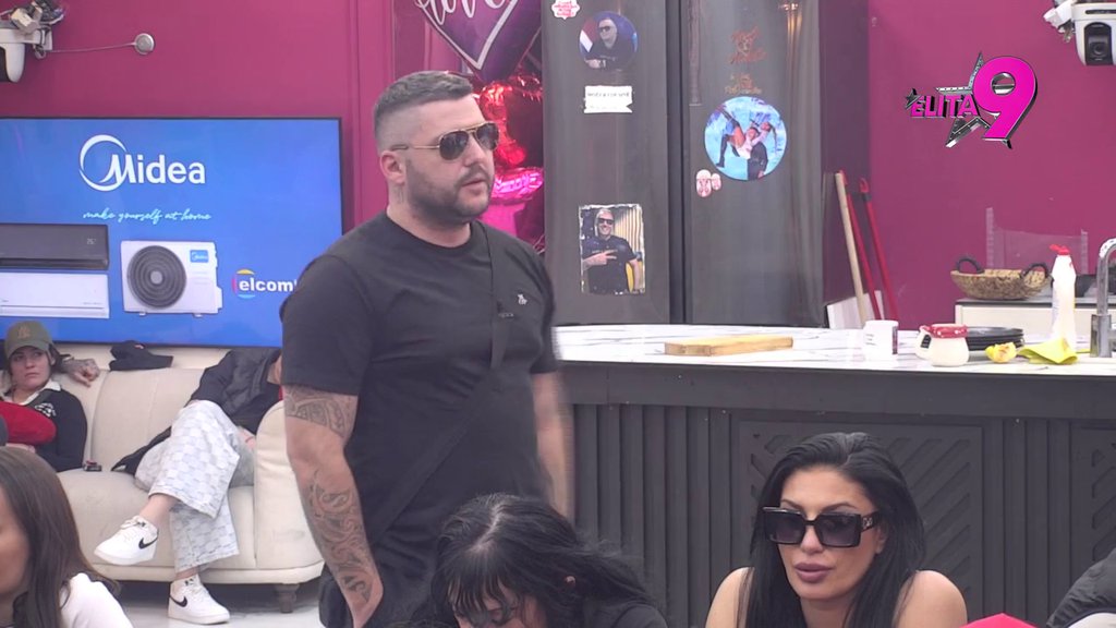 Živi kod mame, nema položeno, ima tetovirane suze... Alibaba bljuje vatru po Filipu Caru, Maja ga šokirala priznanjem! (VIDEO)