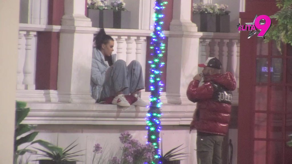 Tek će da vidi kako ona to radi: Anita najavila Luki u spoljnom svetu brutalne akcije, spremna da ga otkine u krevetu! (VIDEO)