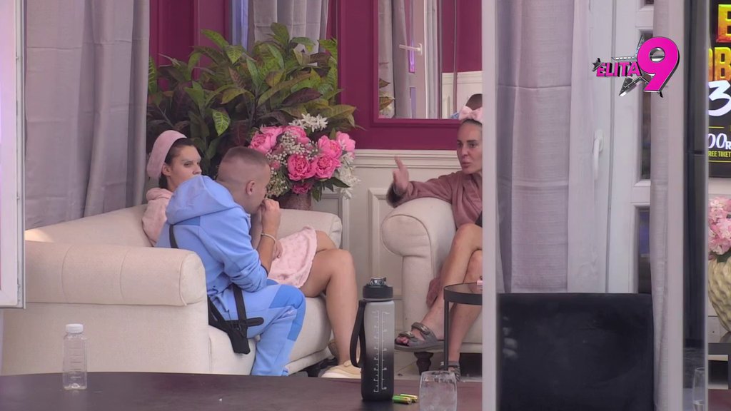 Drugačiji nam je odnos, ja ga pomazim, on... Kačavenda otvorila dušu Mini i Dači o druženju s Janjušem, evo šta primećuje (VIDEO)