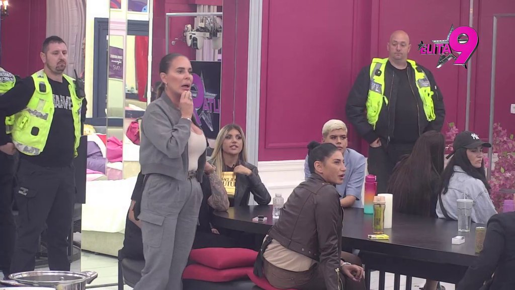 ZARATILI KAO NIKADA: Bebica zamerio Mikiju komentarisanje Kačavende, pa otkrio koji problem on ima (VIDEO)