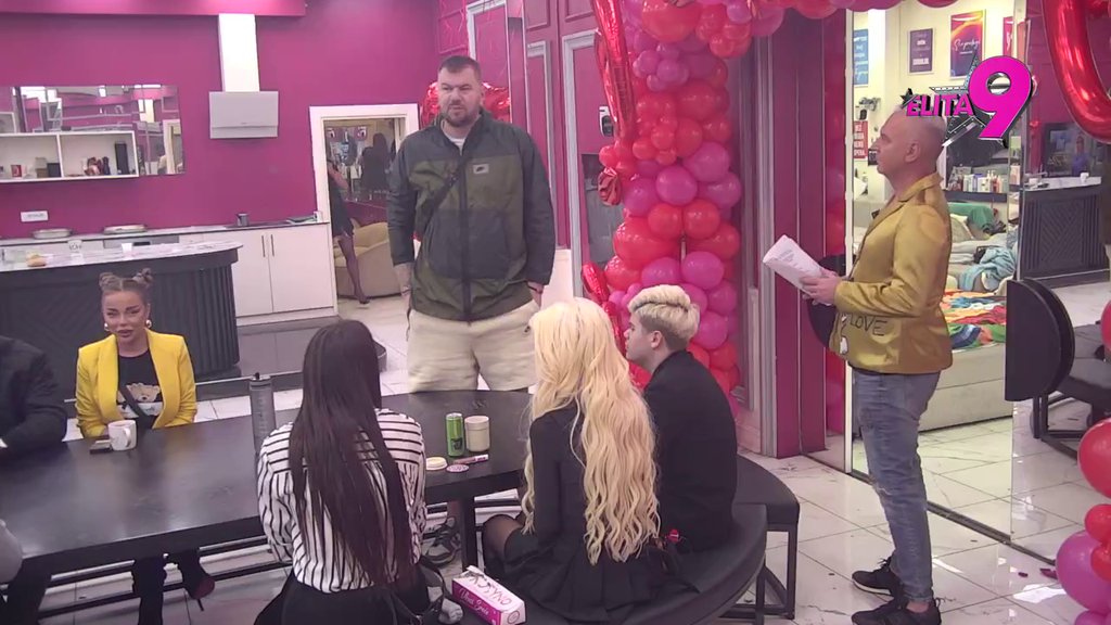 ONI IMAJU PRISNIJI ODNOS, ALI SMO PRIČALE... Aneli priznala što je odabrala Janjuša umesto Anđela, a onda je Maja otkrila svoja osećanja prema bivšem (VIDEO)