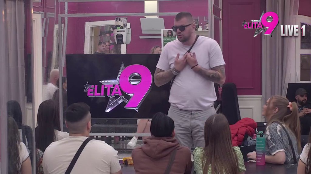 Janjuš okrenuo novi list: Oduvao Aneli Ahmić, od danas ga zanima samo Vanja! (VIDEO)