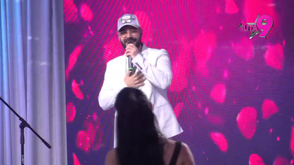 Ovo je naša pesma, uživala sam: Aneli strušila Aniti kulu od peska, pa otkrila kakva tajne poruke je pronašla u Lukinom performansu! (VIDEO)