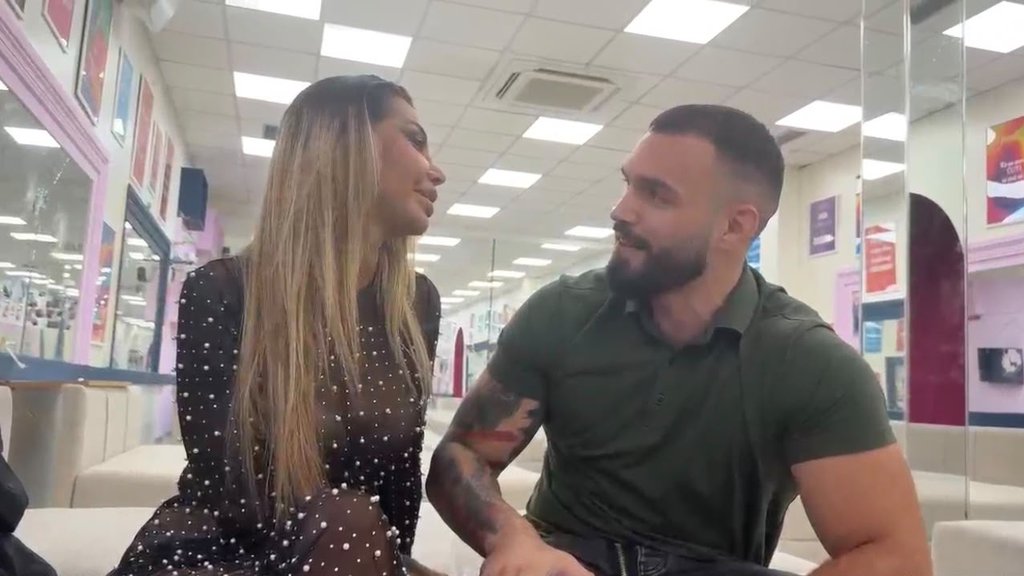 NOVE SIMPATIJE?! Aneli na žurki uhvaćena sa bivšim zadrugarom, sevnule varnice (FOTO)