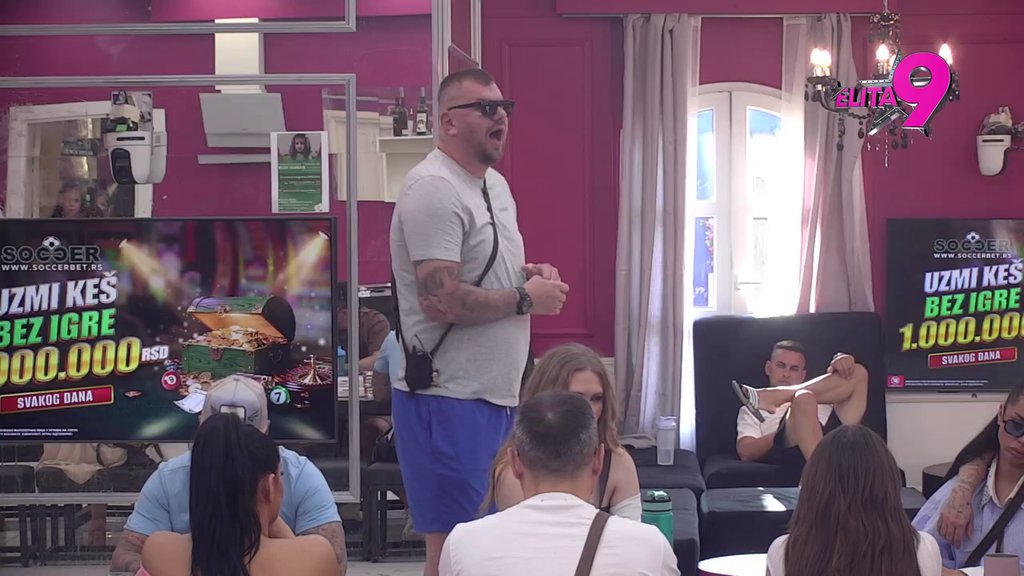 Meni nećete vređati inteligenciju! Janjuš pokušao da ponizi Staniju, ona izvela KONTRANAPAD: Iznuđivao si pare mojoj drugarici, to muškarci ne rade! (VIDEO)