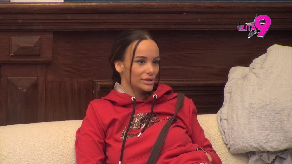 EMOTIVNI SLOM: Bebica uz pesmu koja ga seća na srećne dane sa Teodorom prolio reku suza! (VIDEO)