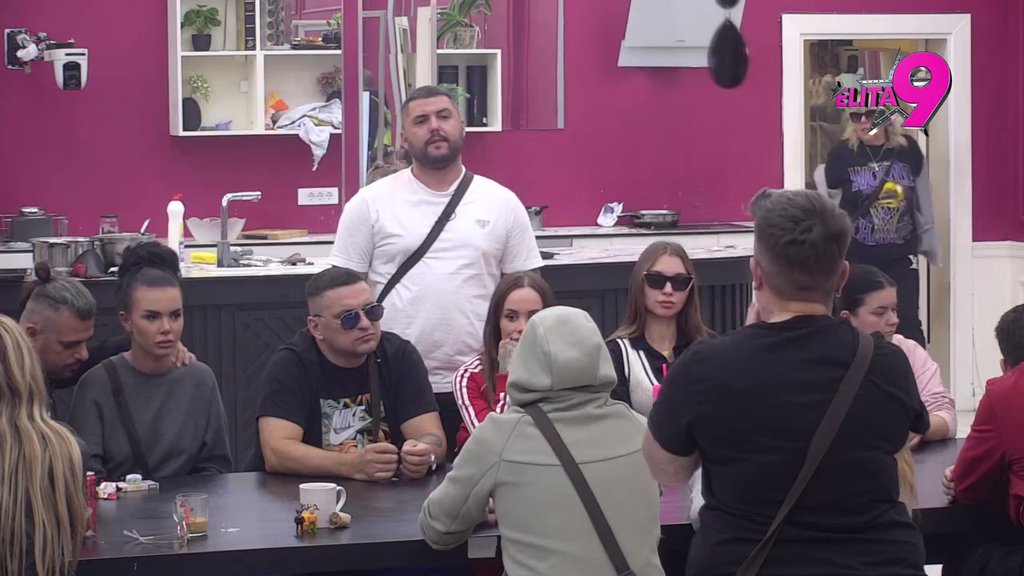 Haos na sve strane! Obračun Matore i Asmina zatresao zidove Bele kuće, Kačavenda uzela stvar u svoje ruke (VIDEO)