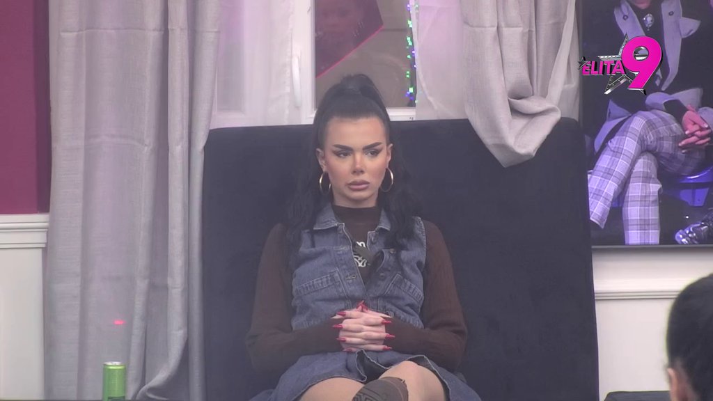 Neće vam beba ništa promeniti: Aneli dala sve od sebe da unakazi vezu Anite i Luke, Anđelo dodatno raspalio vatru i vratio ih na fabrička! (VIDEO)