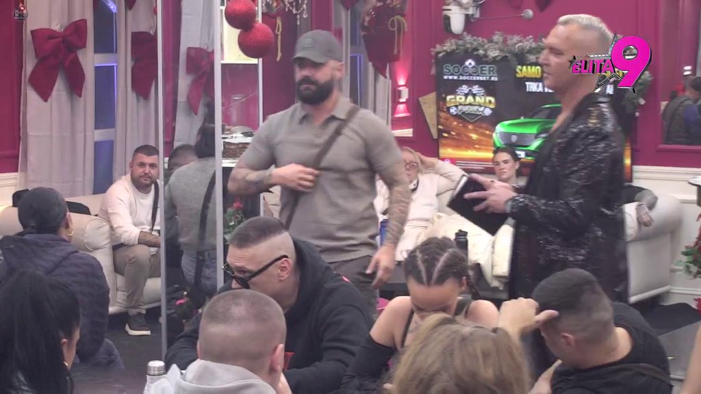 Evo šta ih je spojilo: Aneli i Asmin zasijali ponovo zajedno, s ponosom poneli ovu titulu (VIDEO)