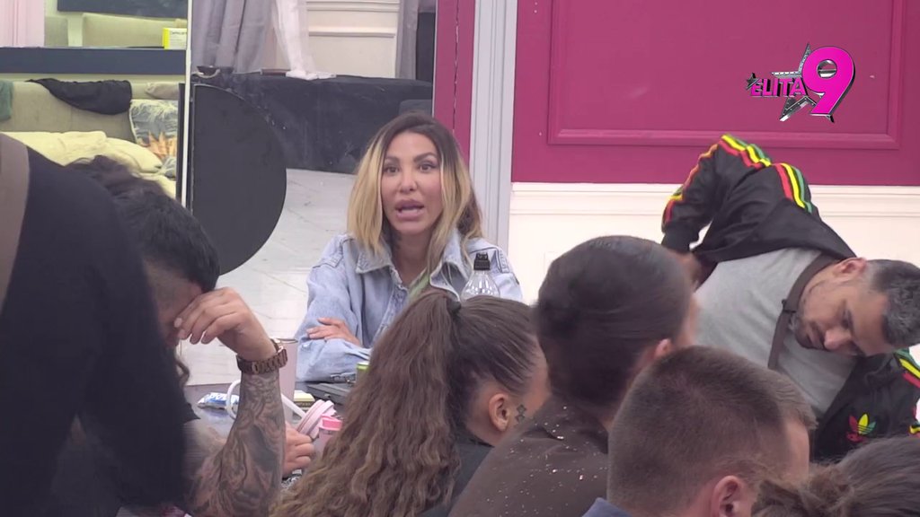 SRAM TE BILO: Đukić više ne krije koliko ga frustriraju Aneline izjave, ona pokušava da ga zavadi sa Anđelom zbog ljubomore prema Boginji! (VIDEO)