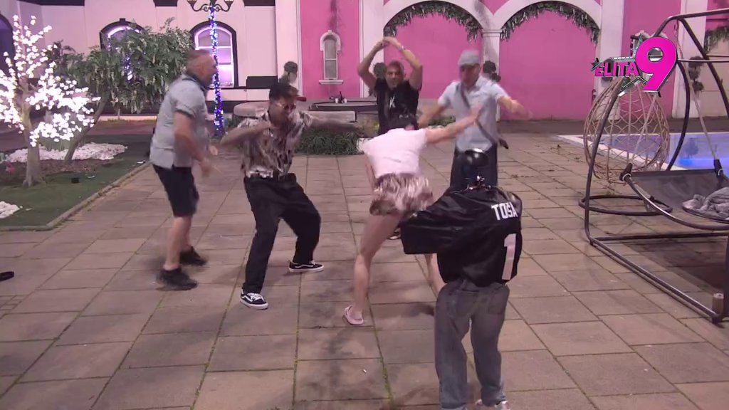 Ovo je naučila na Sorboni? Advokatica tverkuje kao da sutra ne postoji, od danas ne glumi moralnu gromadu (VIDEO)