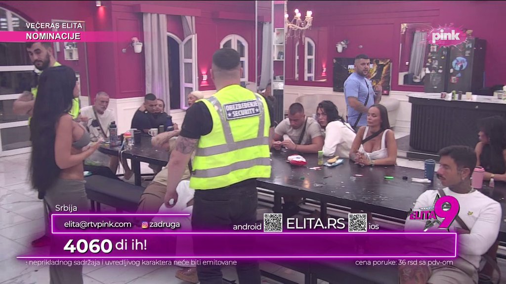 Nora se uvek više meni obradovala nego tebi, ti to znaš: Asmin žestoko potkačio Aneli, njihove reči odjeknule za crnim stolom! (VIDEO)