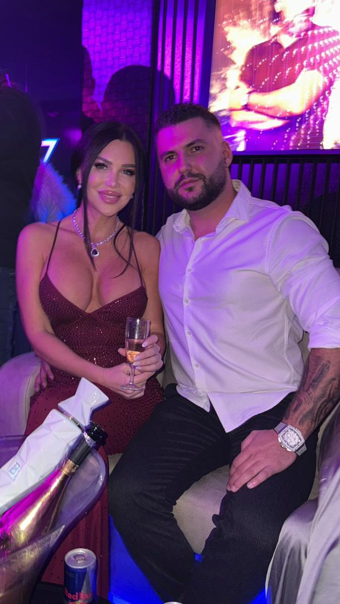 TRAŽILA MU JE HILJADE EVRA, SREĆOM NIJE JOJ DAO! Asminov otac urnisao Staniju: Džabe joj fakultet kad je sa 40 godina na nivou moje devetogodišnje unuke!