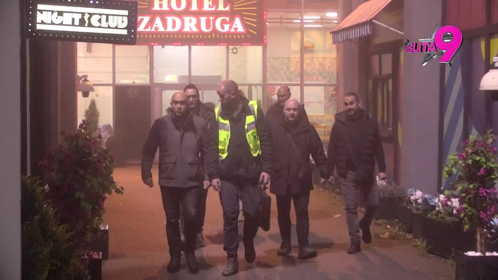 Kreće luda žurka: Jovana Tipšin stigla u Elitu, učesnici joj poleteli u zagrljaj (VIDEO)