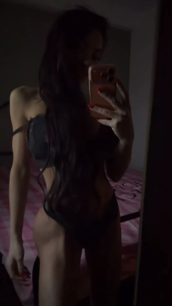 ISPLIVAO INTIMNI SNIMAK TAMARE ĐURIĆ! Starleta sva u crnoj čipki, a mišići se ocrtavaju: Spremite se za vrele kadrove