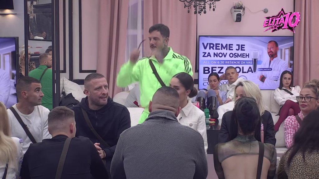 Haos: Aneli izgorela od ljubomore zbog Anđele i Cara, napravila scenu usred programa! (VIDEO)