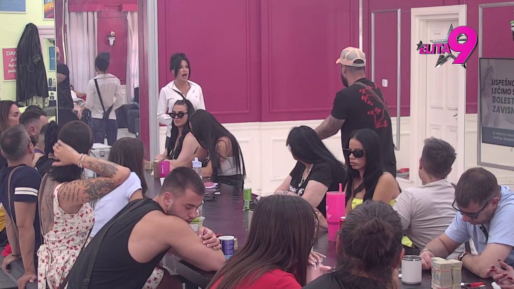 Progutao te rijaliti: Stanija zamerila Luki što je prodao za sitno, on brže-bolje skočio da se pravda! (VIDEO)